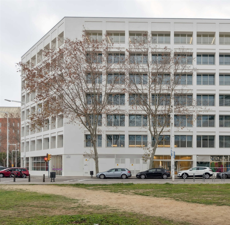 Joan d’Àustria office building